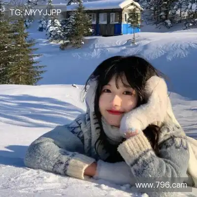 劳麟非